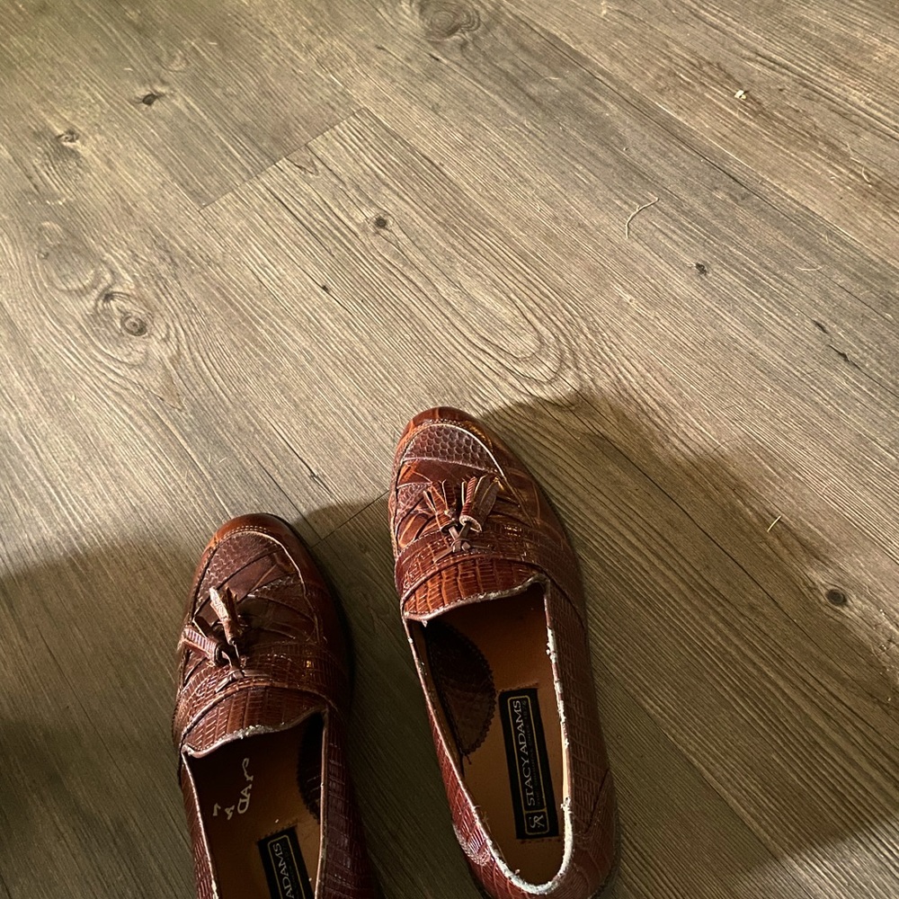 These shoes are in pretty good shape. Selling them just sitting in a box.